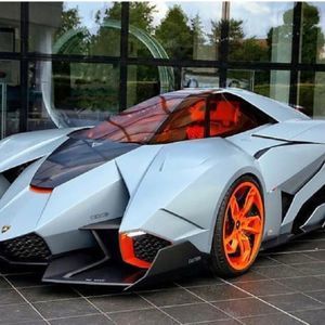 Meet your Posher, Ali